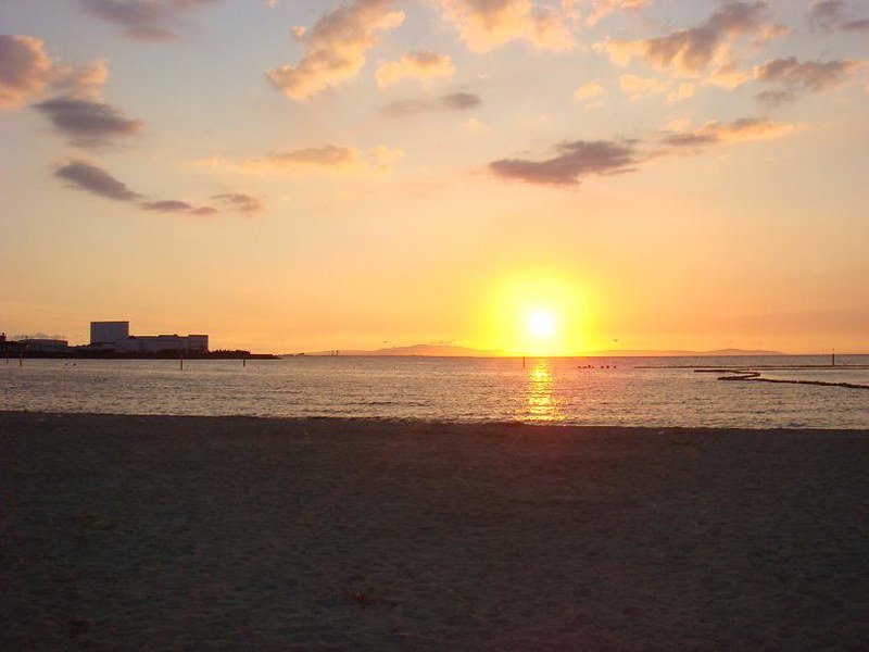 🏖️ 두 가지 빛깔의 해변 해수욕장 (니시키노하마 카이스이요쿠조) 이미지 6
